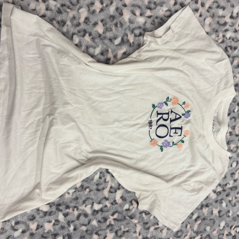 Aeropostale Classic Crew White Tee